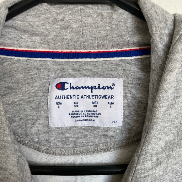 Champion Hooded Logo Sweater - Size S - Picture 4 of 9